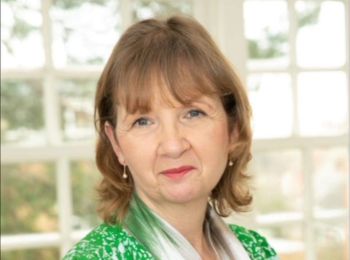 Bizzybird Member Donna Lane smiling at the camera